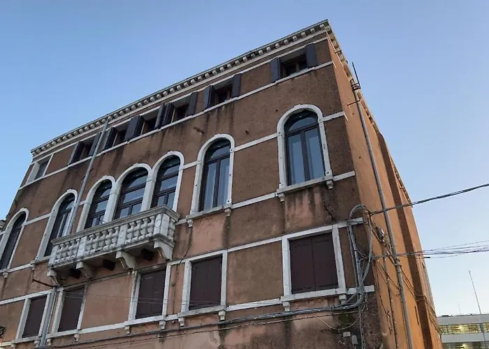 Ξενοδοχείο Luxury Suites