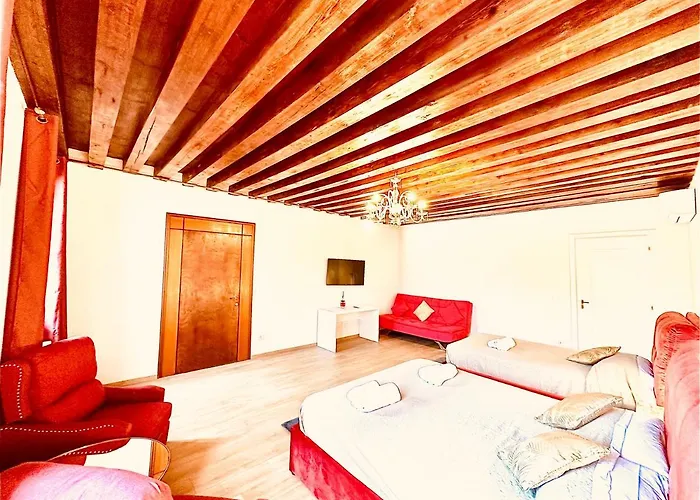 Hotel Luxury Suites Venecia